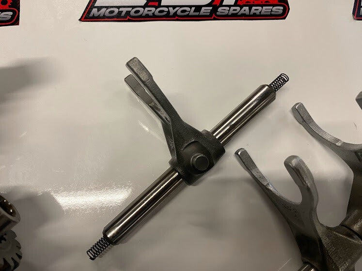 Complete Gearbox Yamaha FZ6-S 2006