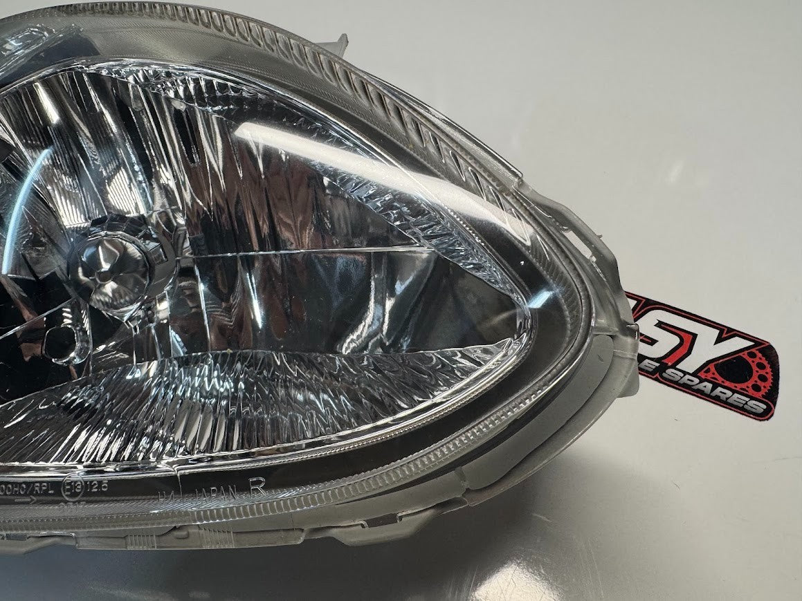 RH Headlamp Unit Assy 81130-52310 Toyota Echo 4 door sedan 8/02-9/05 NEW