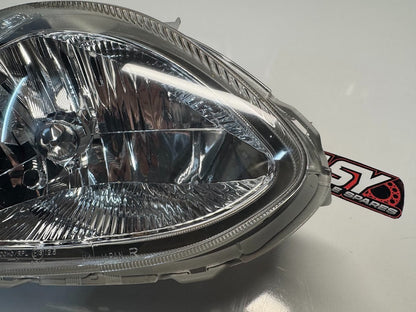 RH Headlamp Unit Assy 81130-52310 Toyota Echo 4 door sedan 8/02-9/05 NEW