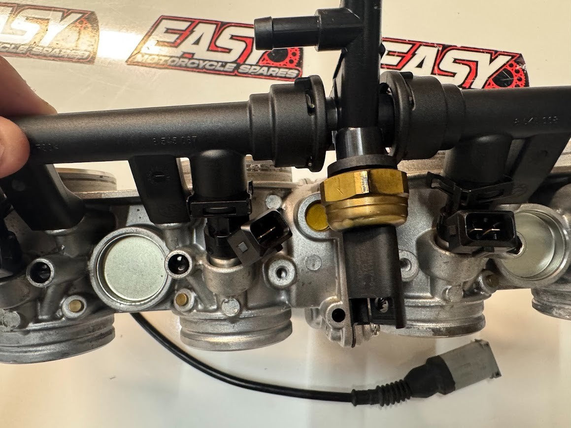 BMW S1000RR 2016 Throttle Bodies Intake OEM Genuine K46 13548545069