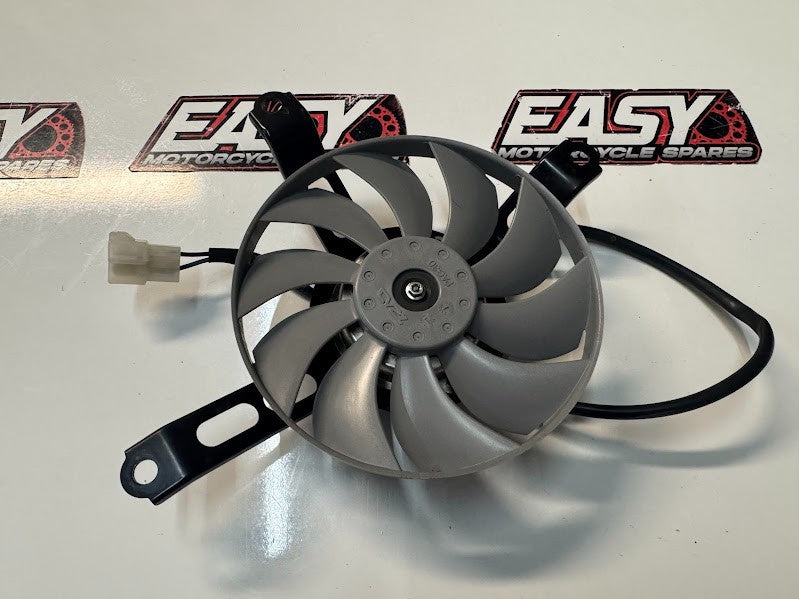 Yamaha YZF R1 2015-2025 RH Radiator Thermo Fan OEM Genuine 2CR-12405-10