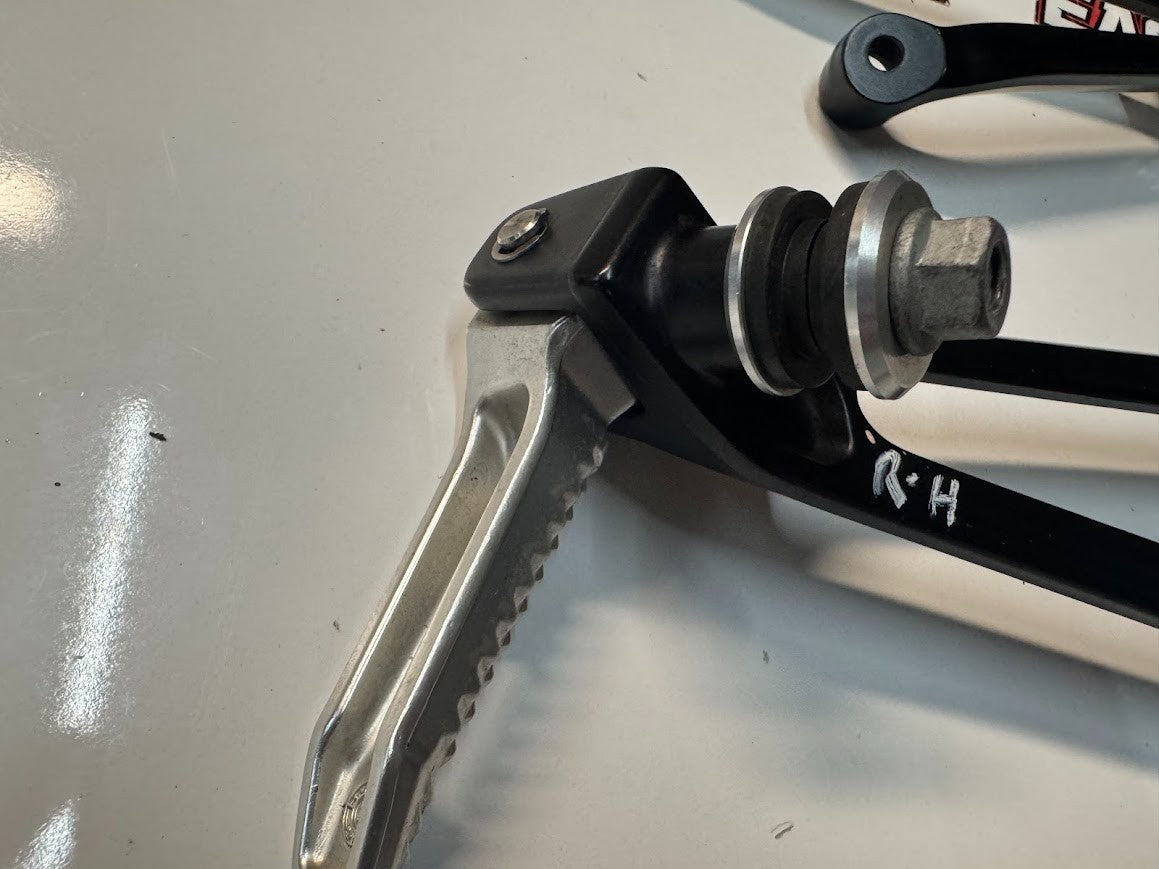 BMW S1000RR 2016 Pillion Peg Bracket Assembly Pair OEM Genuine K46 46718521680