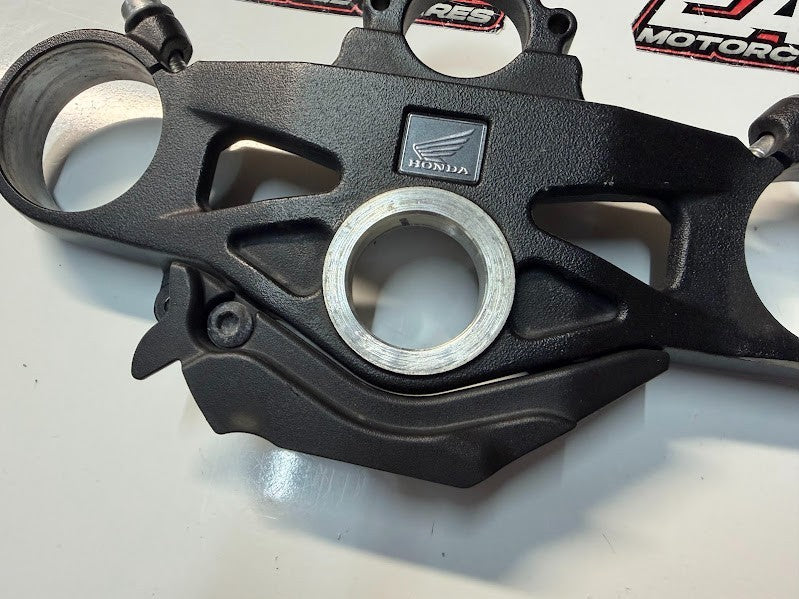 Top Triple Tree Steering Honda CBR 1000 RR 2014-2016 OEM 53300-MGP-D61