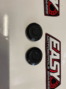 Swing Arm Caps Honda CBR 125R 2009
