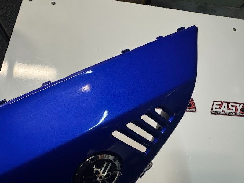 Yamaha YZF R7 2022-2025 RH Tank Fairing Cover OEM Genuine BEB-24139-00