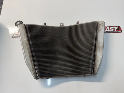 Radiator Cooling Suzuki GSXR 1000 2007-2008 OEM 17710-21H00
