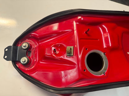 Yamaha YZF R15 2015 Fuel Tank OEM Genuine 2FB-XF41A-01