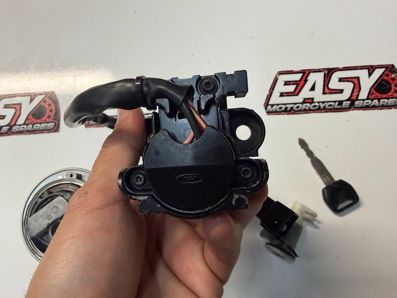Ignition Key Lockset Honda CB 300F 2014-2018 OEM 35010K33701