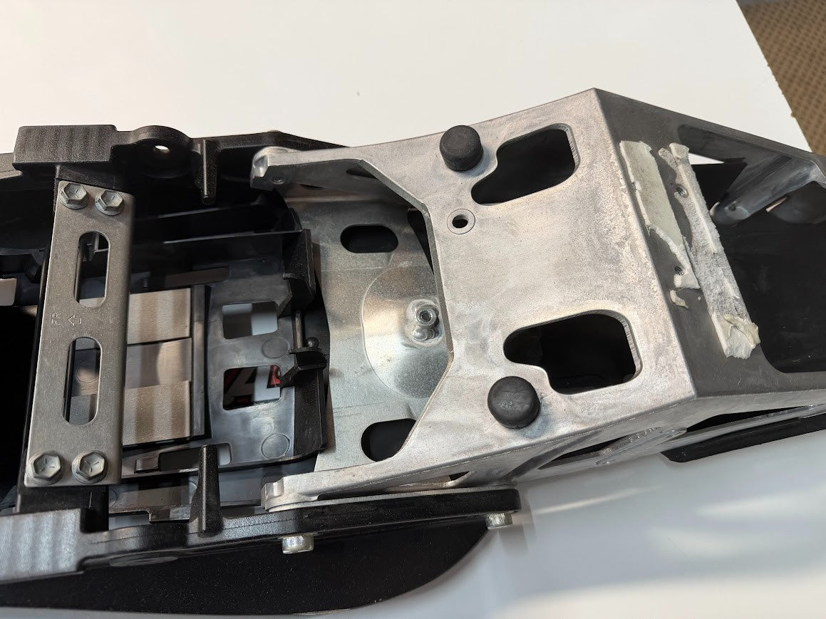 Rear Sub Frame Suzuki GSXR 1000 2007-2008 OEM 41211-21H00-YAP