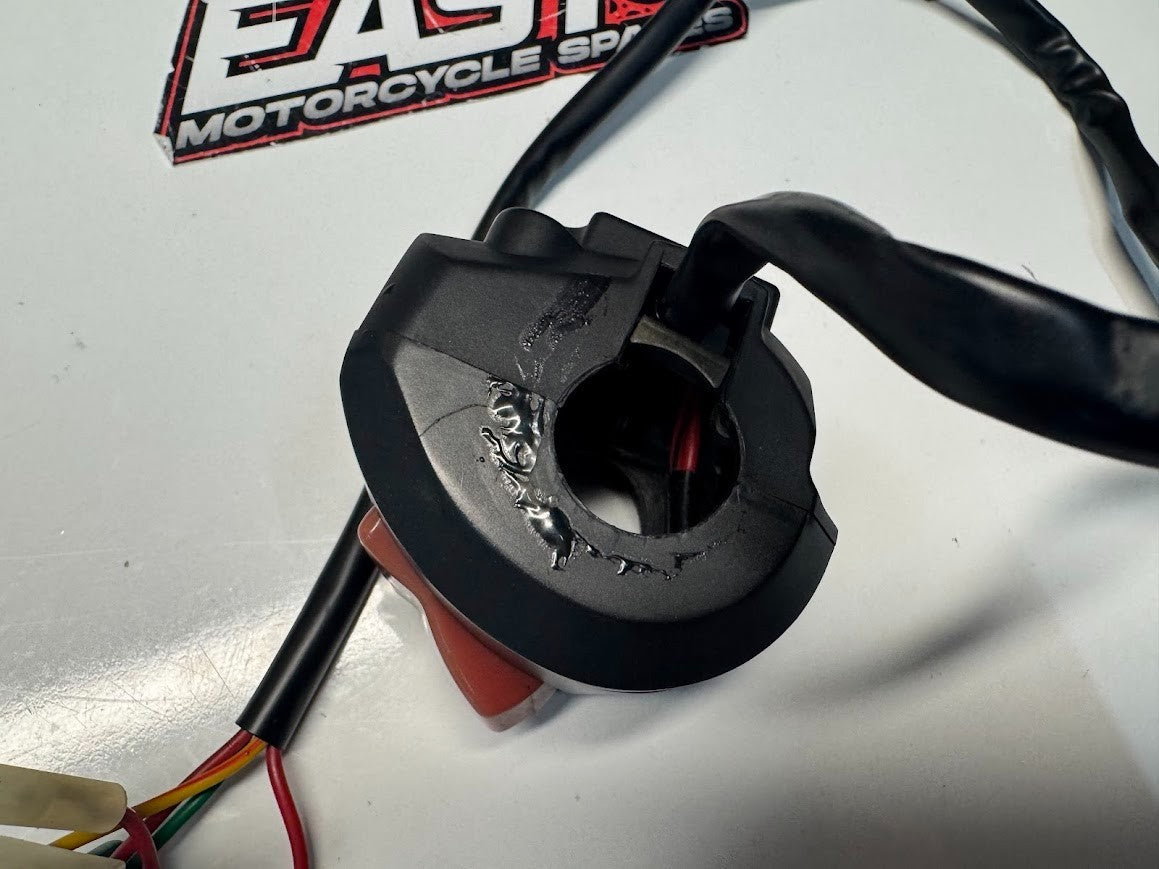 Aprilia RS4 125 4T 2011-2016 RH Switch Block OEM Genuine AP8124914