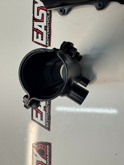 Kawasaki Vulcan S 650 2015-2025 Windshield Fork Brackets OEM Genuine 99994-0824