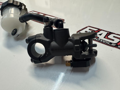 Yamaha YZF R1 2015-2024 Front Brake Master Cylinder OEM Genuine 2CR-2580A-00