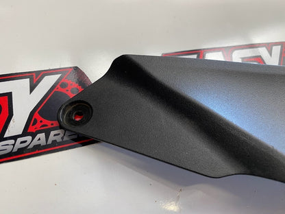 RH Knee Grip Fairing Cover Kawasaki Ninja ZX1000 17-23 2017 14093-0530