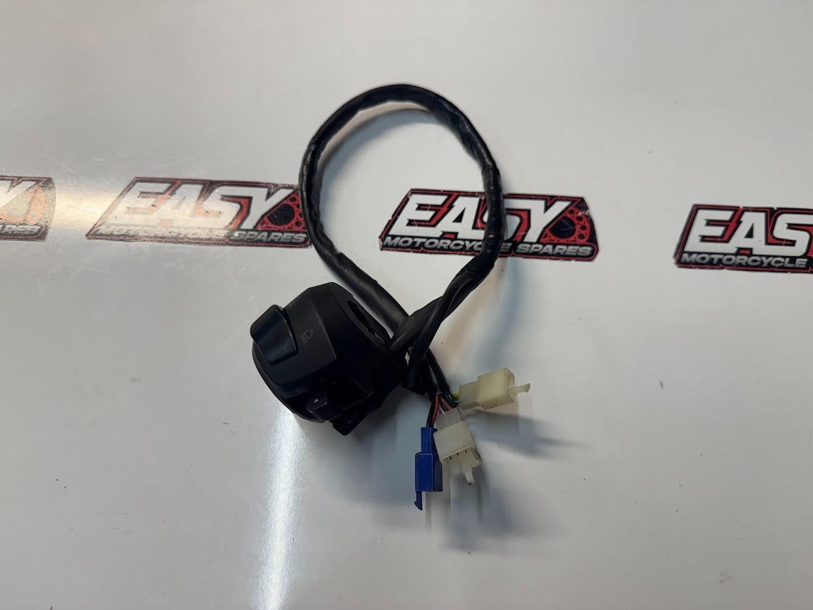 Yamaha YZF R15 2011-2018 LH Switch Block OEM Genuine 20P-H3972-02