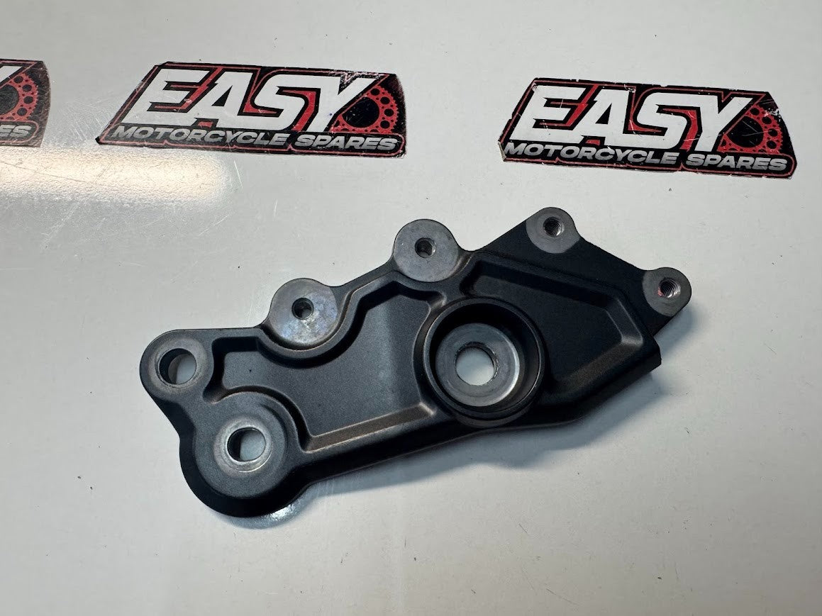 Yamaha YZF R7 2022-2025 RH Step Mount Bracket OEM Genuine BEB-274A4-00