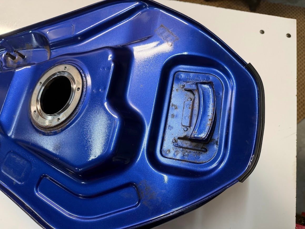 Fuel Tank Suzuki GSF 1250 S Bandit 2012 OEM 44100-18H01-YUF