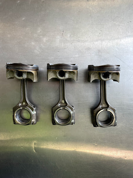 Connecting Rods and Pistons Triumph Street Triple 675 2013