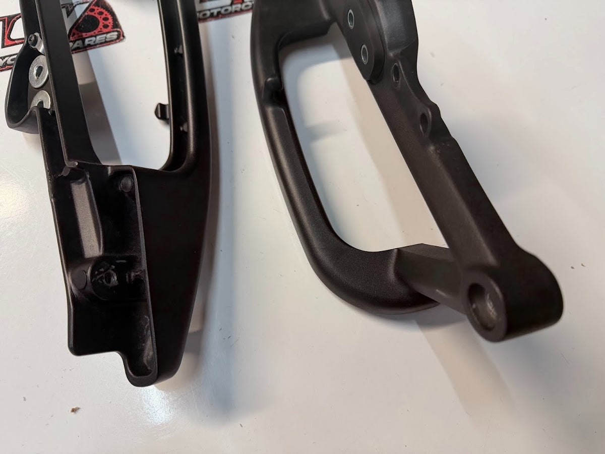 LH RH Rear Grab Handles Pair Kawasaki KLR 650 2008-2018 OEM 32109-0019-18R