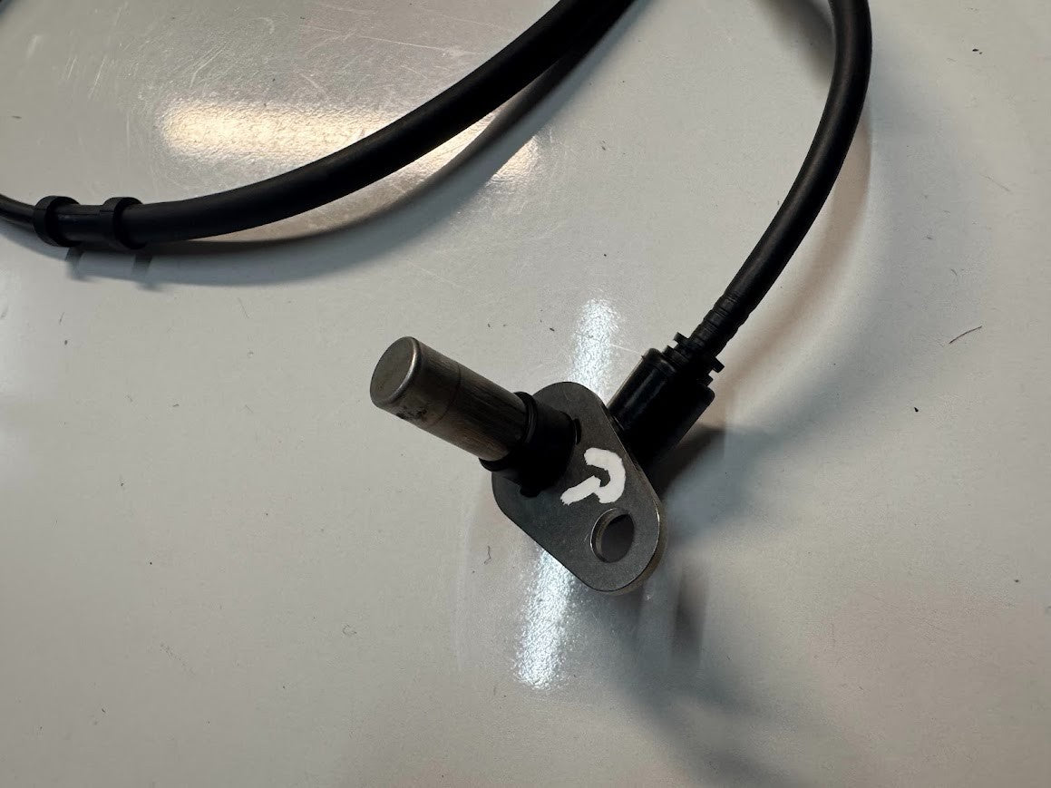 Yamaha YZF R7 2022-2025 ABS Rear Speed Sensor OEM Genuine 1XB-85980-01