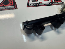 Yamaha YZF R1 2020-2025 Primary Injector Rail OEM Genuine B3L-13795-00