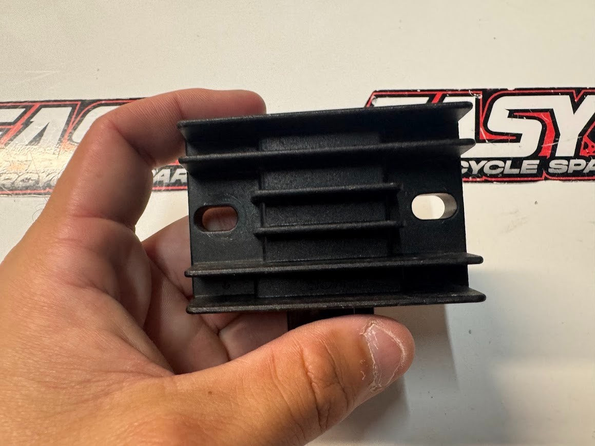 Yamaha YZF R15 2015-2018 Regulator Rectifier OEM Genuine 54B-H1960-01