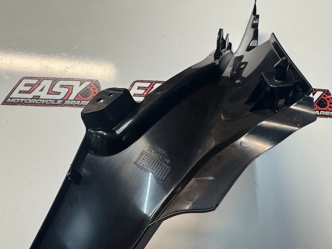 Yamaha YZF R7 2022-2025 Side Cover 2 Fairing Mole OEM Genuine BEB-2171M-00