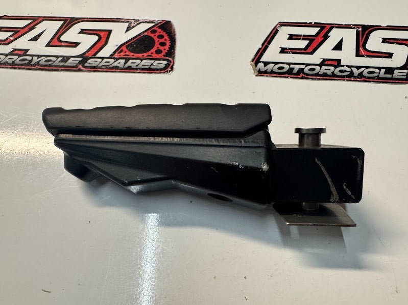 BMW F800 ST 2009 RH Pillion Peg OEM Genuine 46717700922