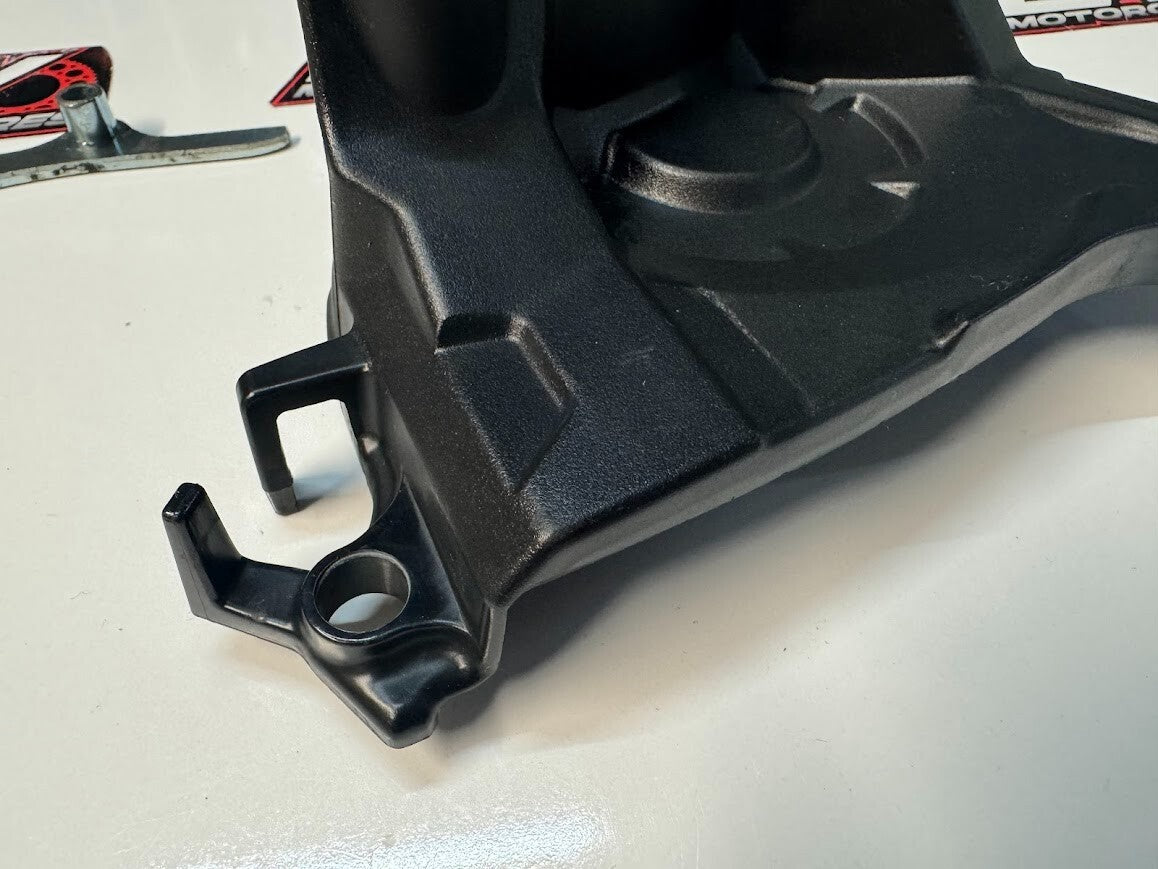 Front Sprocket Cover Honda CBR 1000RR 2017