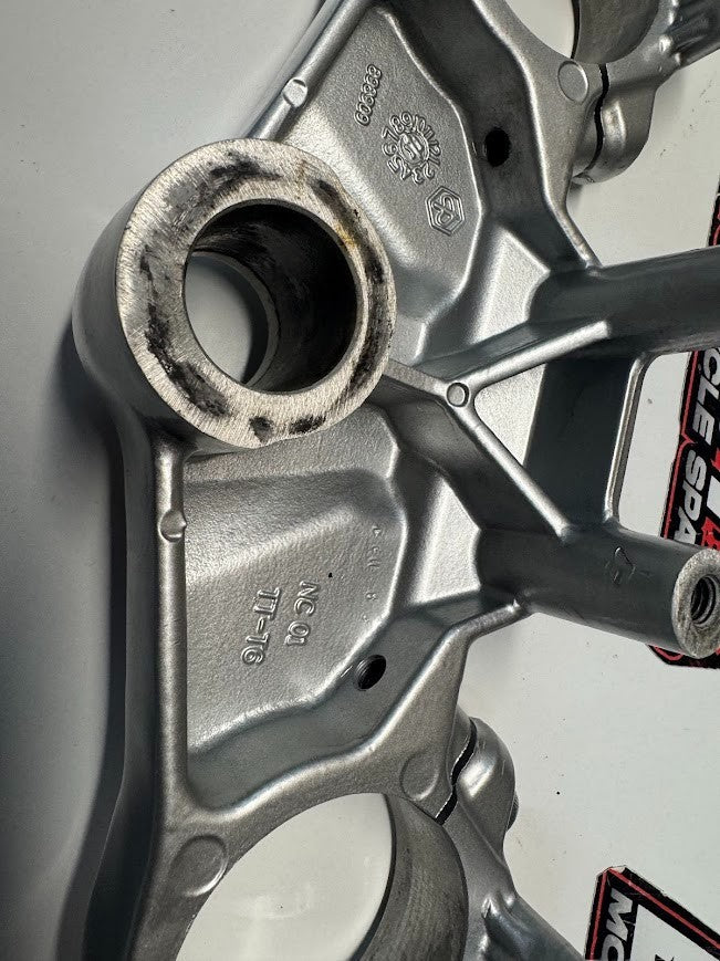 Aprilia RS4 125 4T 2011-2016 Top Triple Tree Clamp OEM Genuine 898909