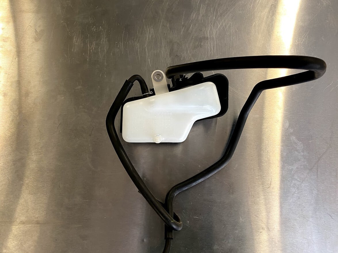 Overflow Bottle Yamaha MT-03 2019