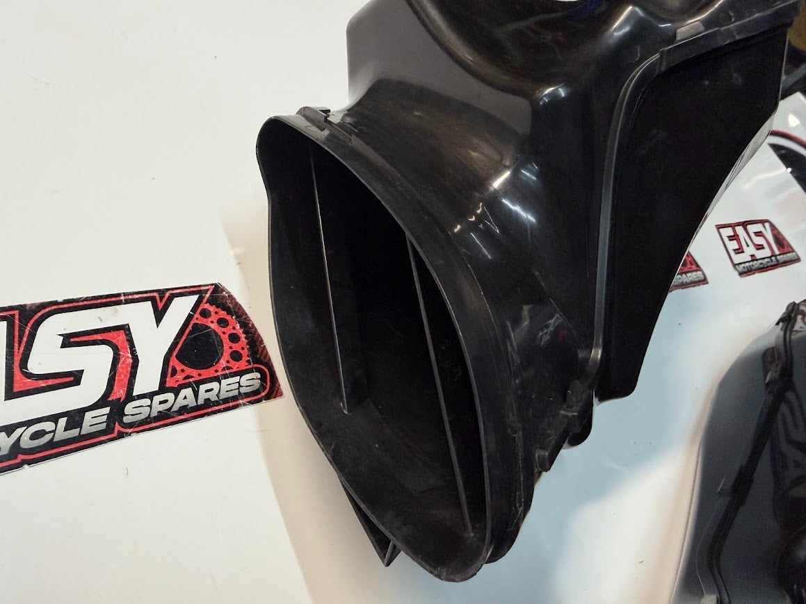 Air Intake Ducts Suzuki GSXR 1000 2009-2016 OEM 94420-47H00