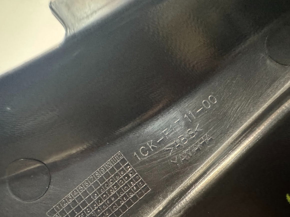 Yamaha YZF R15 2011-2018 LH Side Cover Fairing 1 OEM Genuine 1CK-F1711-00