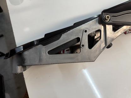 Rear Sub Frame Complete Suzuki GSXR 1000 2007-2008 OEM 41221-21H00-YAP