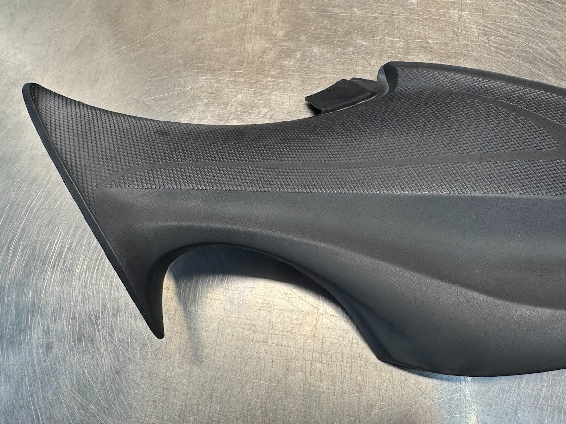 Suzuki GSX-S 1000 2017 RH Side Cover Fairing OEM Genuine 47111-04K0