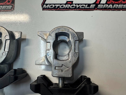 Yamaha YZF R7 2022-2025 Chain Adjuster Puller Set OEM Genuine 1WS-25388-00