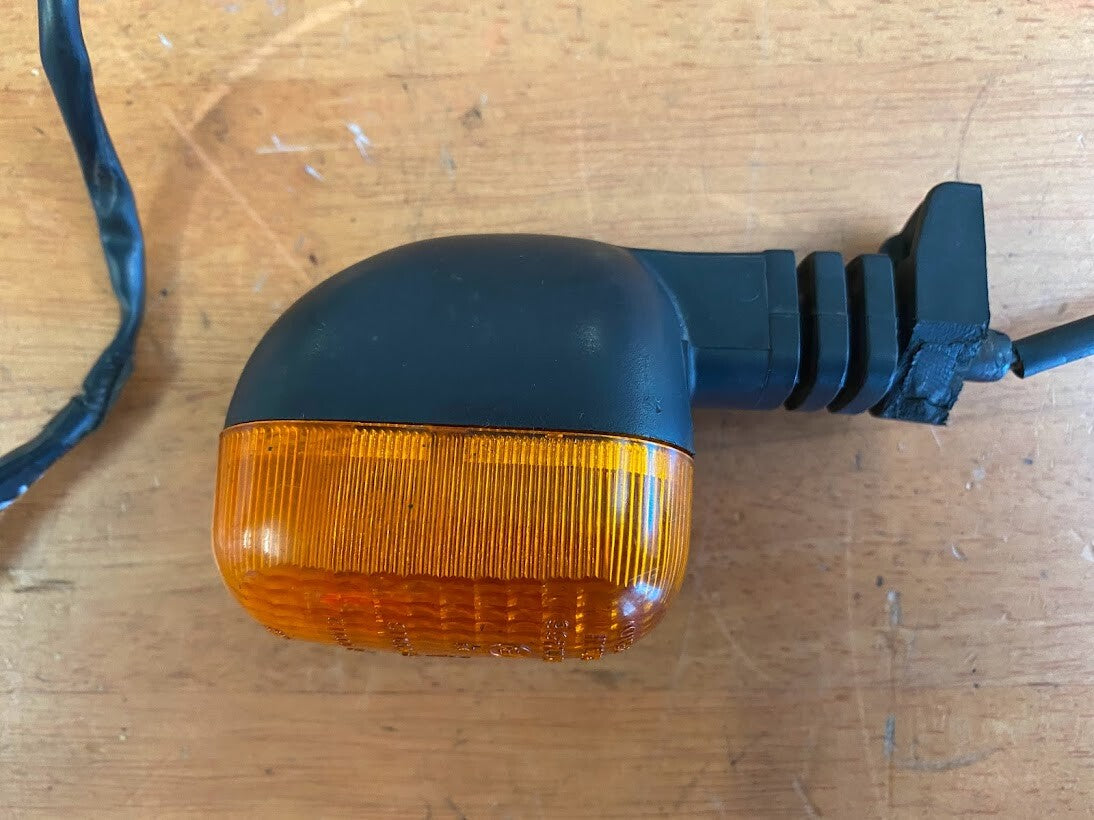 Left Rear Blinker Yamaha FZ6-S 04-09 2006 5VX-83330-10-00