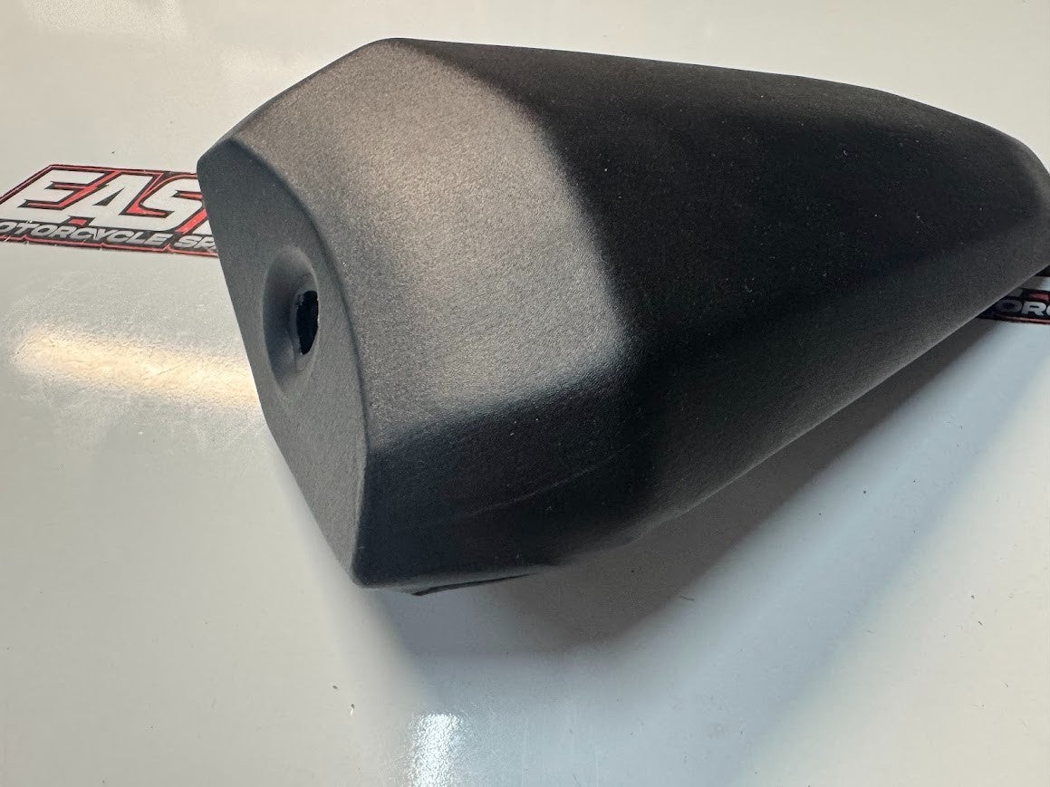 Yamaha YZF R7 2022-2025 Pillion Passenger Seat OEM Genuine BEB-24750-00