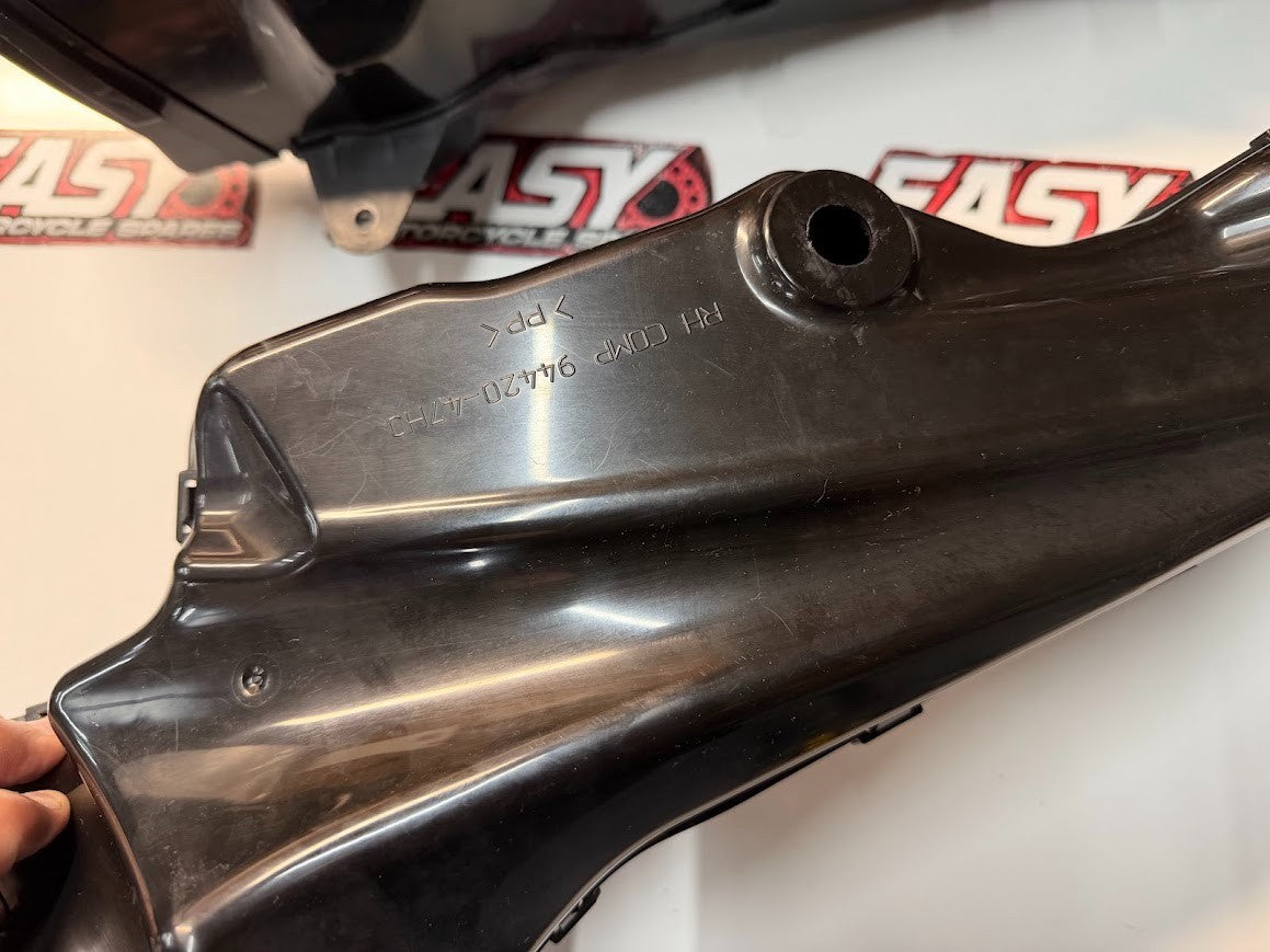 Air Intake Ducts Suzuki GSXR 1000 2009-2016 OEM 94420-47H00