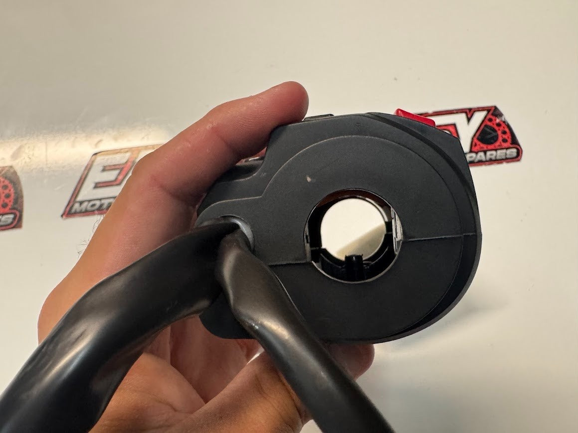 Kawasaki Ninja 500 2024-2025 LH Switch Block Controls OEM Genuine 46091-0649