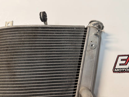 Radiator Cooling Suzuki GSXR 1000 2007-2008 OEM 17710-21H00