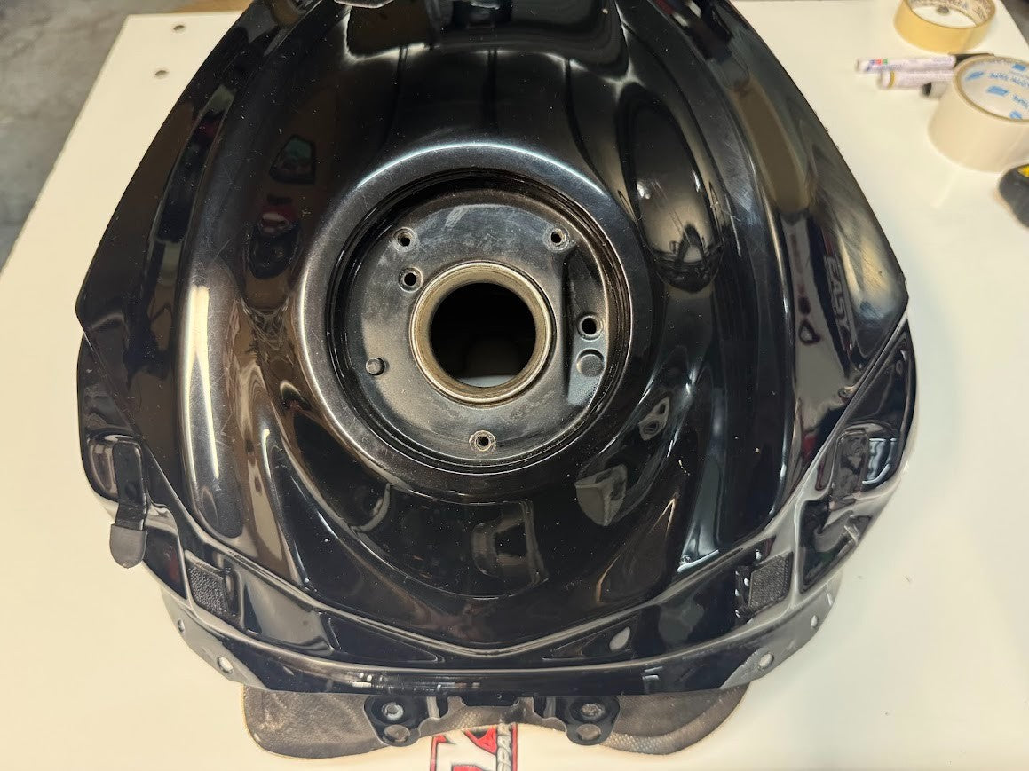 Suzuki GSXR 1000 2013 Fuel Tank OEM Genuine 44100-47H01-YVB
