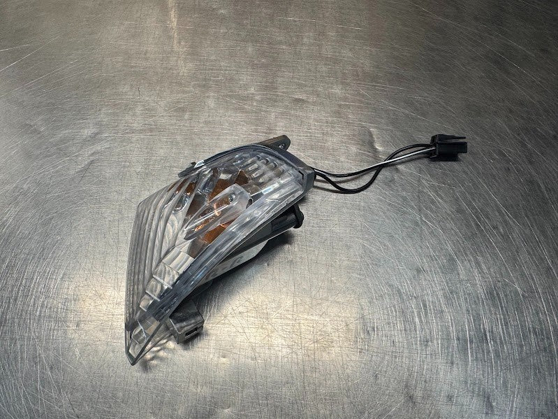 Suzuki GSXR 1000 2005-2006 Right Rear Blinker Indicator OEM Genuine 35603-41G01