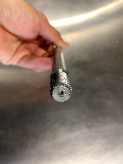 Front Axle Suzuki VL 250 2009