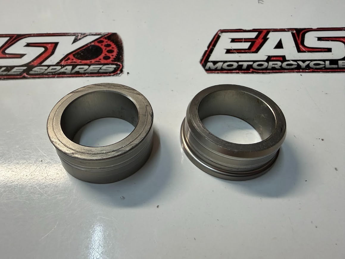 Rear Wheel Axle Spacers Suzuki GSXR 1000 2003-2008 OEM 64741-35F10