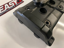 Rocker Valve Cover Yamaha FZ6-S 2006