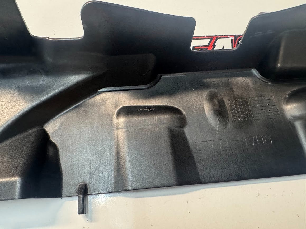Suzuki GSXR 1000 2009-2016 Radiator Heat Shield OEM Genuine 17771-47H00