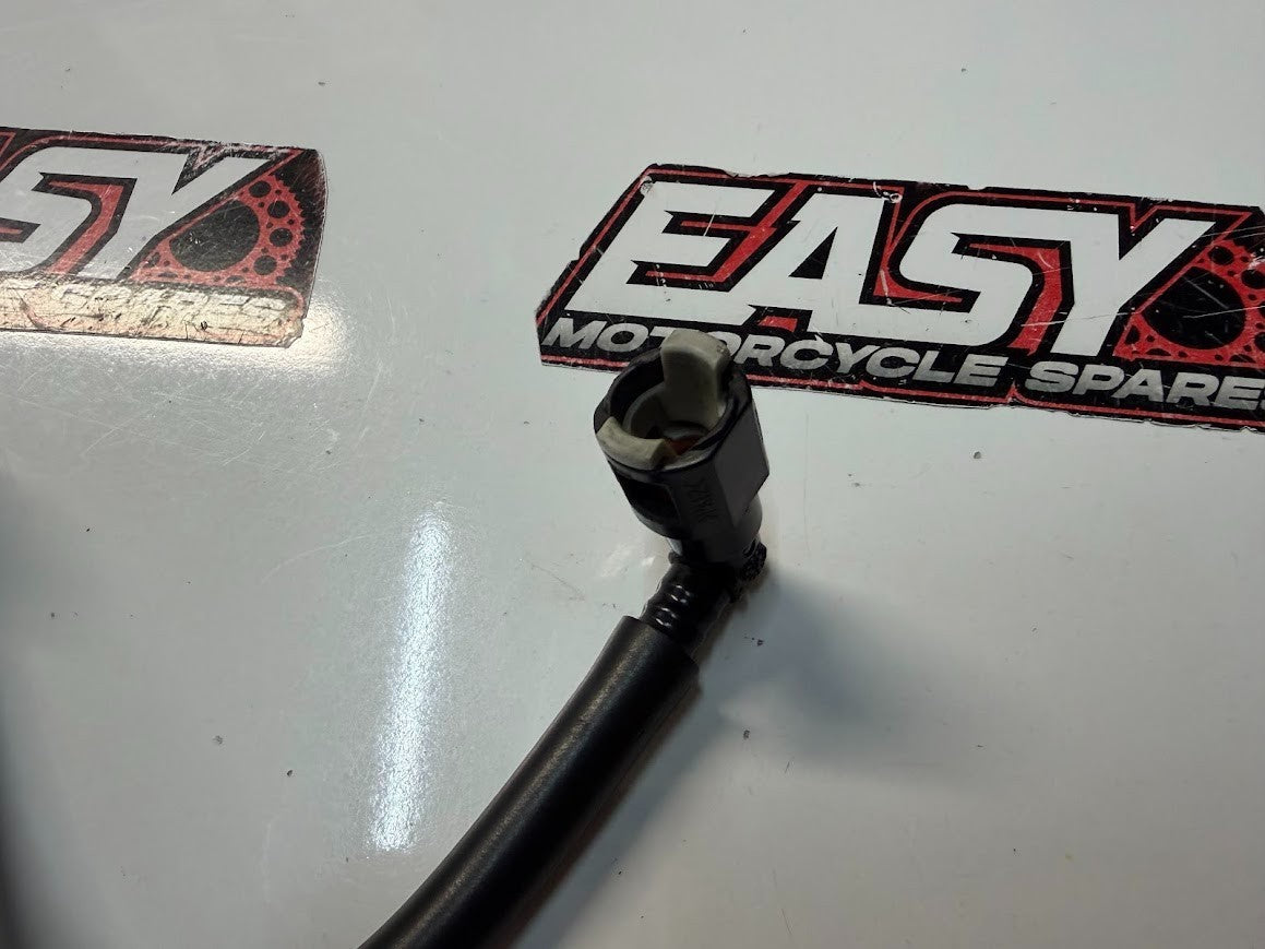 Fuel Pipe Hose Line Suzuki GSXR 1000 2005-2006 OEM 15810-41G00