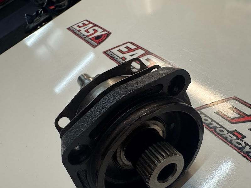 Suzuki VL 1500 Intruder 1998-2009 Secondary Gear Housing Set OEM 24900-10810