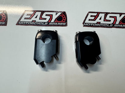 Royal Enfield Interceptor 650 2022 Handlebar Mount Clamp OEM 1030016D Euro 5