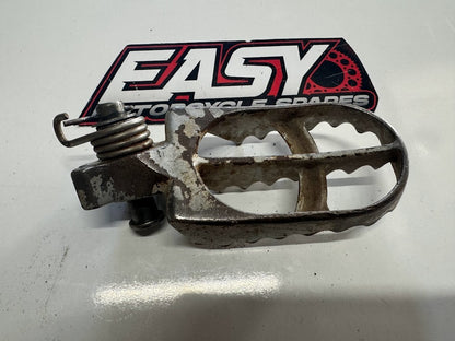 RH Foot Peg Husqvarna TC 250 2004